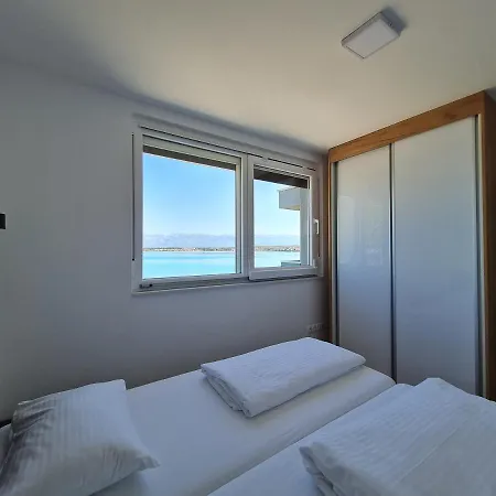 Adria Apartman *