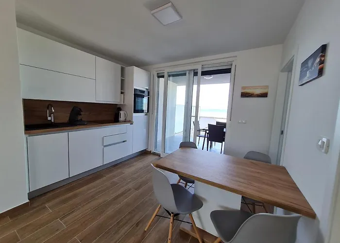 Adria Apartamento *