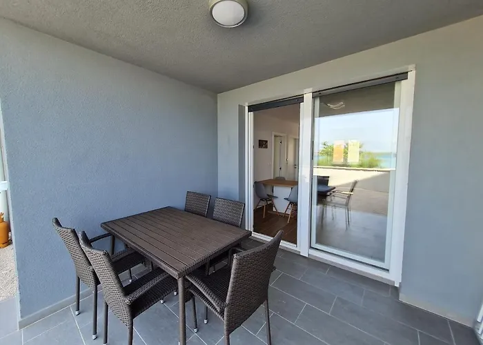 Adria Apartamento *