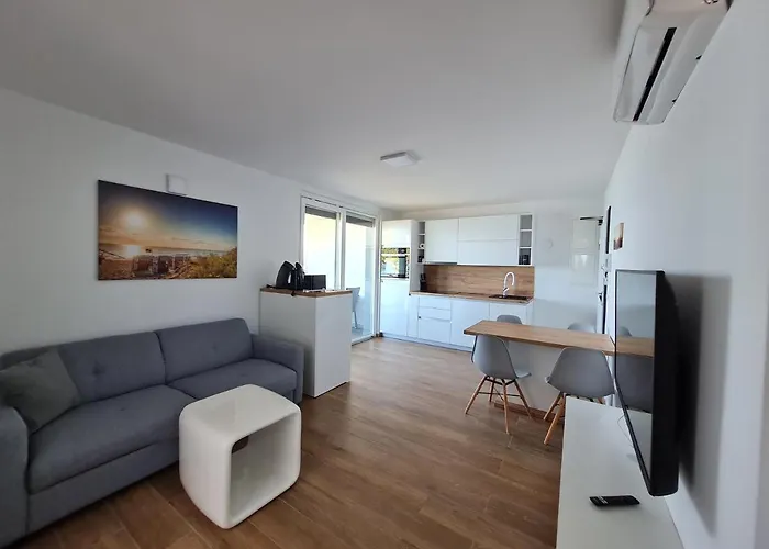 Adria Apartamento Nin