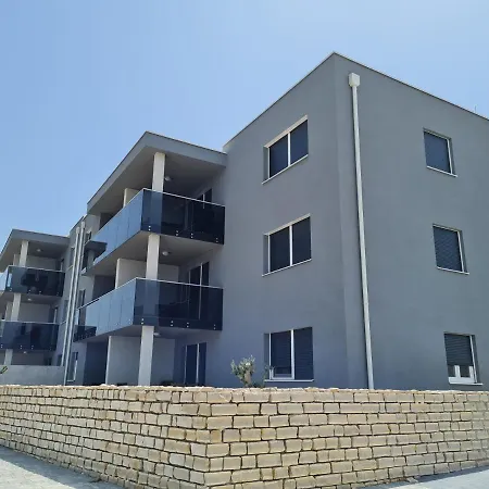 Adria Apartment Nin
